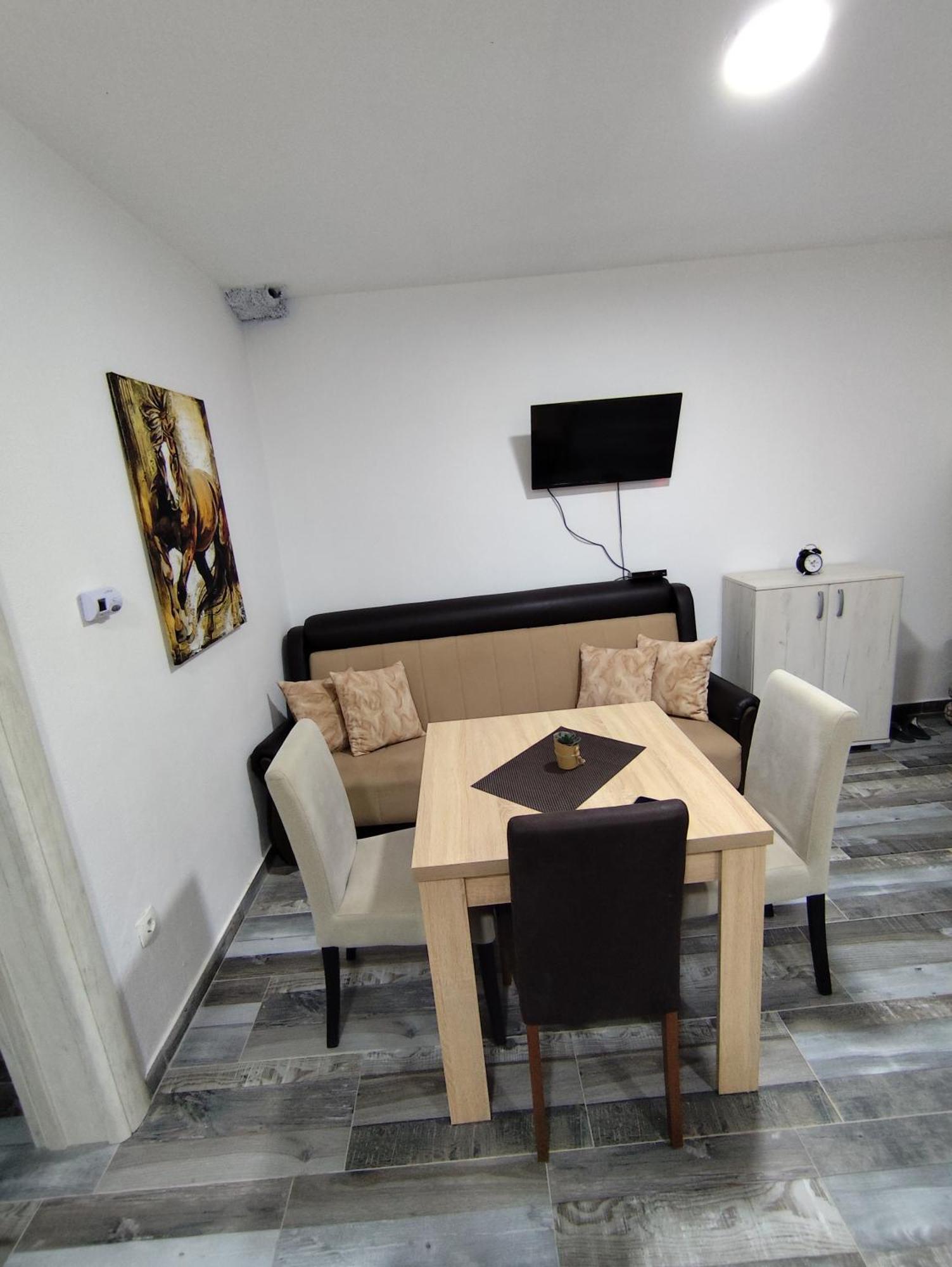 Apollon Home Apartments 바르 외부 사진