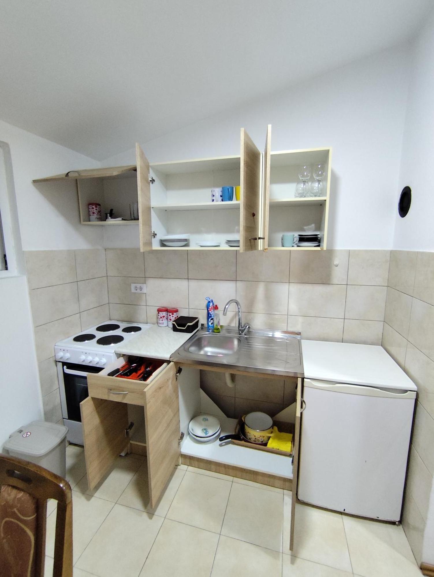 Apollon Home Apartments 바르 외부 사진